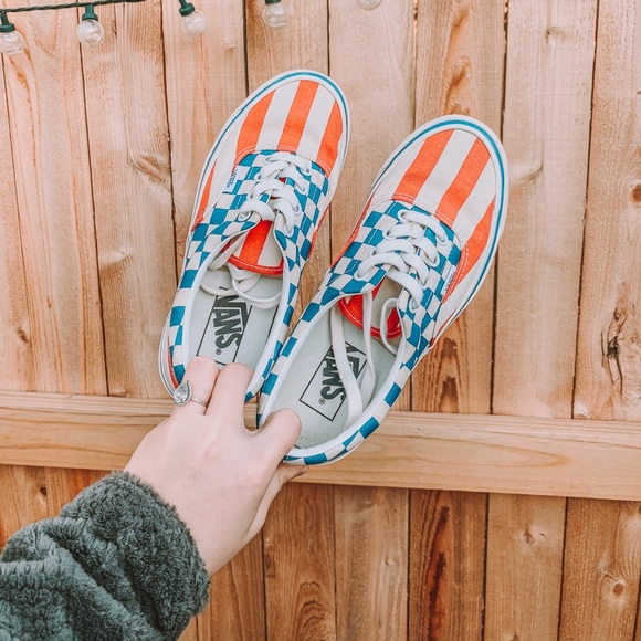 Vans Shoes - patriotic slip on vans with laces